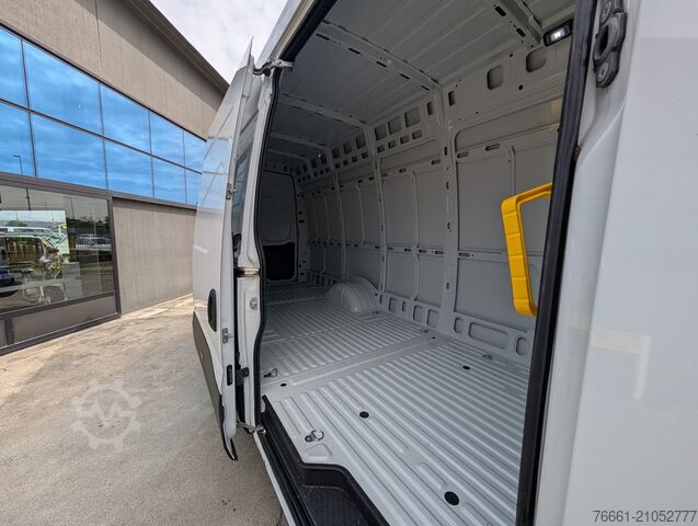 Furgão de teto alto Iveco DAILY 35C12 V 4100 H3 Quad-Tor RG