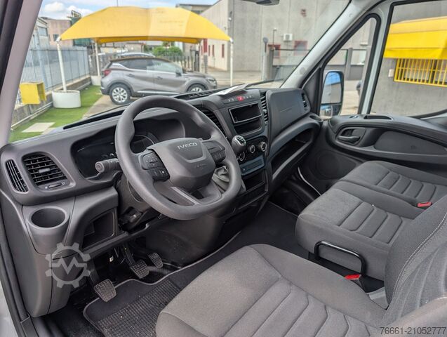 Furgão de teto alto Iveco DAILY 35C12 V 4100 H3 Quad-Tor RG