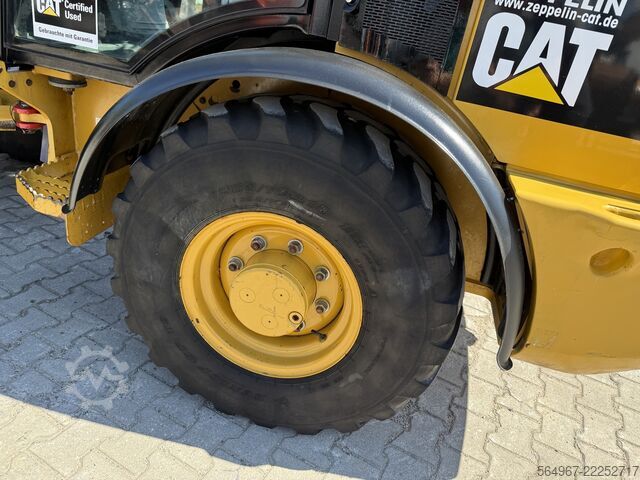 încărcător Caterpillar 906M Radlader 55 kW 5600 kg