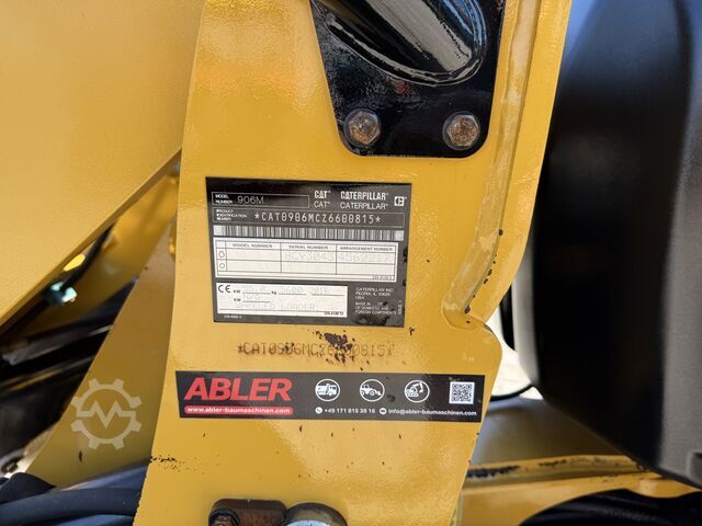 încărcător Caterpillar 906M Radlader 55 kW 5600 kg