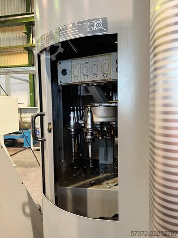 Mașină de frezat CNC DMG Mori DMU 70V
