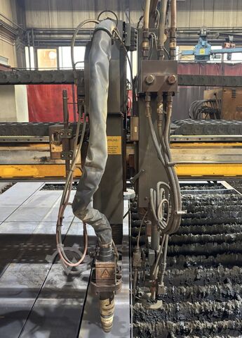 CNC portaal plasma snijmachine ESAB SXE P1 4500