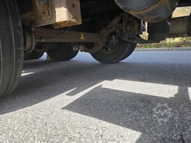 Naczepa otwarta z plandeką KRONE Joloda Mega Gardine, Lift, Hubdach