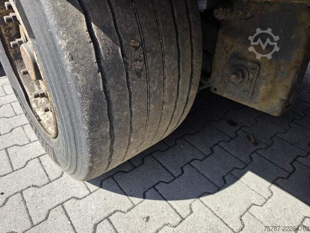 Open oplegger met zeil KRONE Gardine Lowliner, Joloda-Schienen, Hubdach