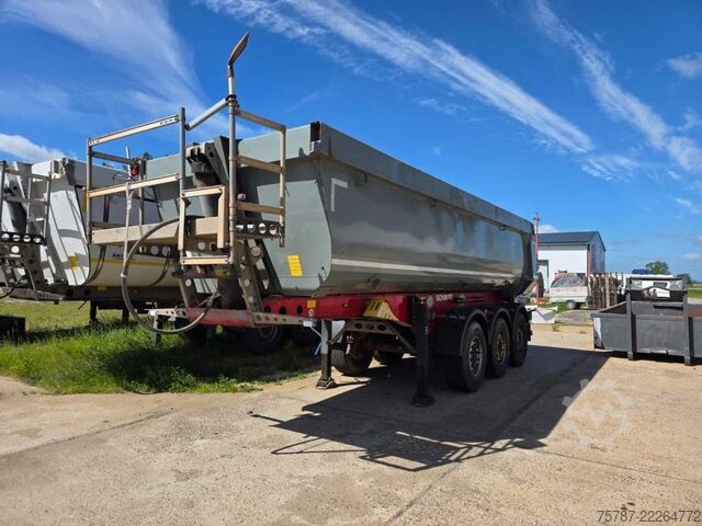 Kippers oplegger SCHMITZ CARGOBULL ca. 26 cbm Hlabrund Hinterkipper, Lift
