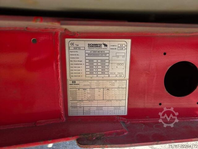 Kippers oplegger SCHMITZ CARGOBULL ca. 26 cbm Hlabrund Hinterkipper, Lift