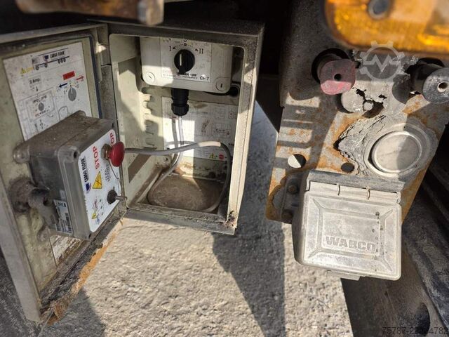 Oplegger met walking floor KRAKER 92 cbm Schubboden, Lift,WABCO ABS,sauberer Boden