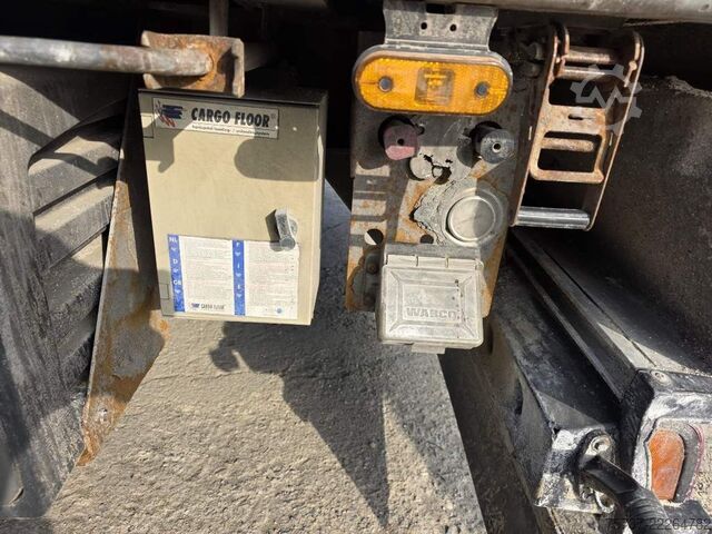 Oplegger met walking floor KRAKER 92 cbm Schubboden, Lift,WABCO ABS,sauberer Boden
