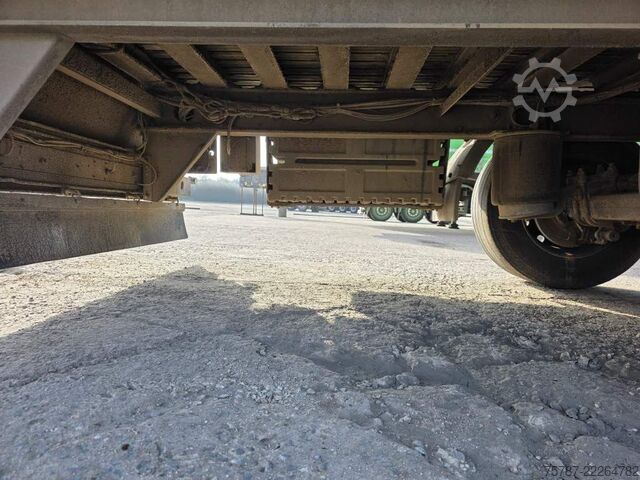 Oplegger met walking floor KRAKER 92 cbm Schubboden, Lift,WABCO ABS,sauberer Boden