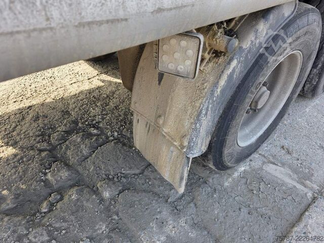 Oplegger met walking floor KRAKER 92 cbm Schubboden, Lift,WABCO ABS,sauberer Boden