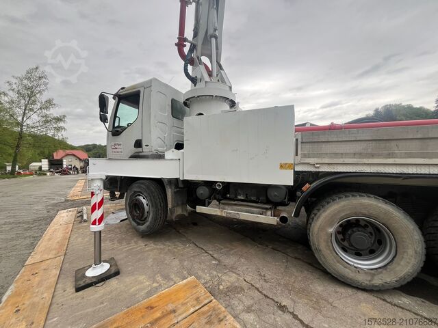 Beton pompası kamyonu SERMAC 5z35