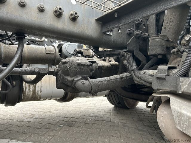 Standard tractor Mercedes-Benz Actros 1842 Streamspace / 565 dkm / Tacho V2 / ...