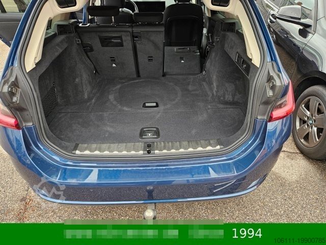 Kleinbus BMW 318 d Touring Navigation Kamera wenkbar