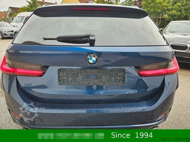 Kleinbus BMW 318 d Touring Navigation Kamera wenkbar