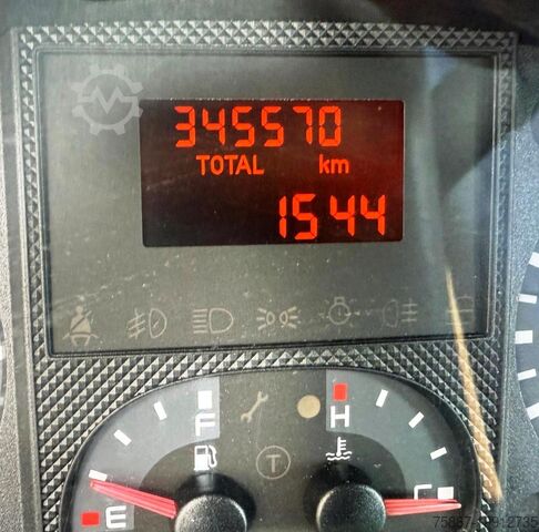 Kompakt furgon Iveco DAILY 35C14