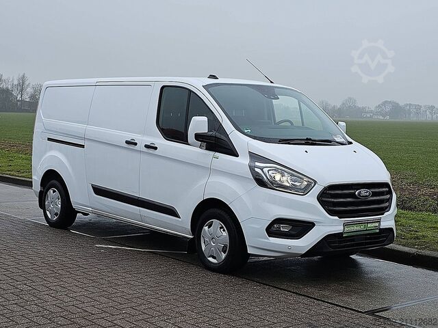 Bestelauto FORD TRANSIT CUSTOM 2.0 L2H1 Navi Airco!