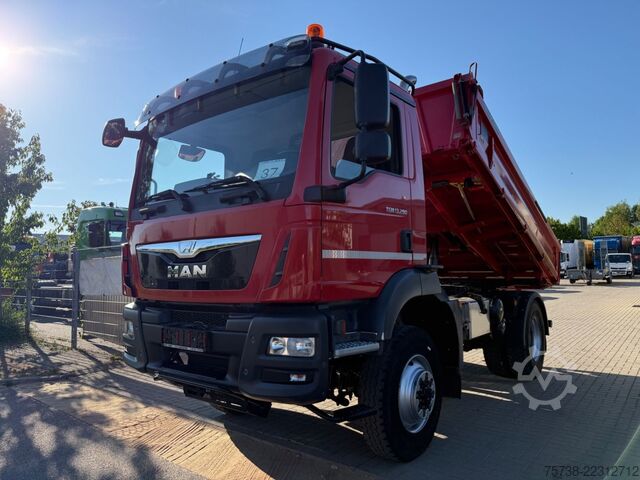 Camión volquete MAN TGM 13.290 BL 4X4/Meiller 3-Seiten-Kipper
