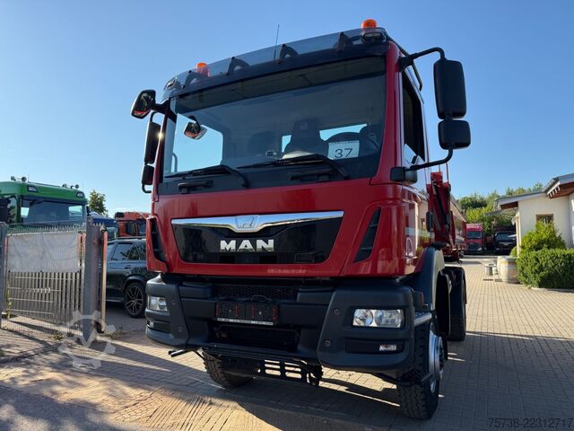 Camión volquete trilateral MAN TGM 13.290 BL 4X4/Meiller 3-Seiten-Kipper