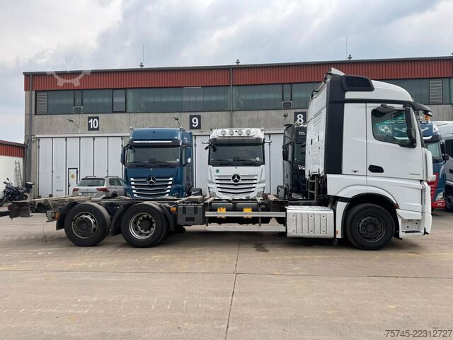 Camion porte-caisses amovibles MERCEDES-BENZ ACTROS 2543 * RETARDER * LIFTACHSE * MULTI *