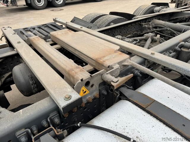 Camion porte-caisses amovibles MERCEDES-BENZ ACTROS 2543 * RETARDER * LIFTACHSE * MULTI *
