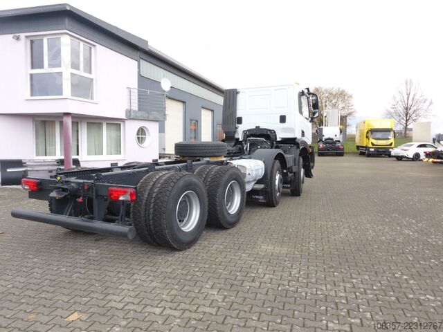 Podvozek nákladního auta IVECO T-Way AD410T54B 8X4 Radstand.4250mm Betonmischer