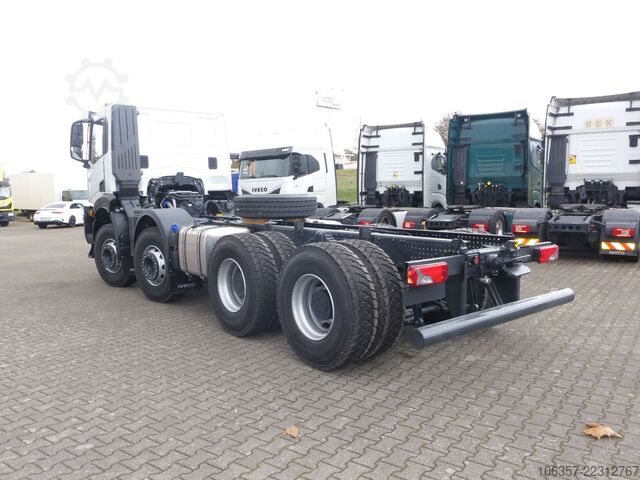 Podvozek nákladního auta IVECO T-Way AD410T54B 8X4 Radstand.4250mm Betonmischer