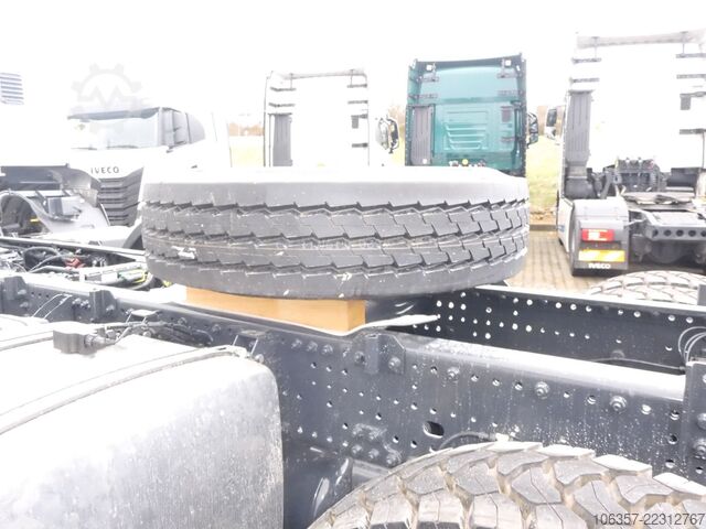 Podvozek nákladního auta IVECO T-Way AD410T54B 8X4 Radstand.4250mm Betonmischer