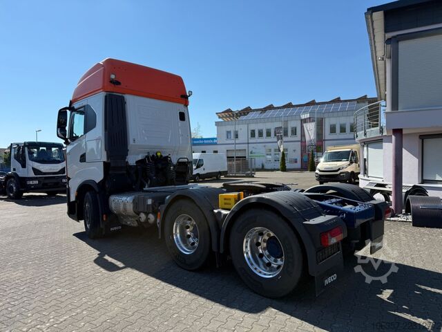 Standardní tahač IVECO STRALIS X-WAY AS440X57TZ/P 6x4