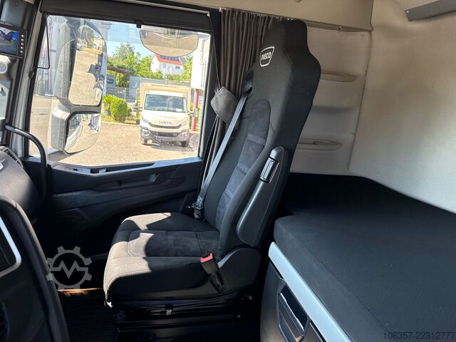 Standardní tahač IVECO STRALIS X-WAY AS440X57TZ/P 6x4