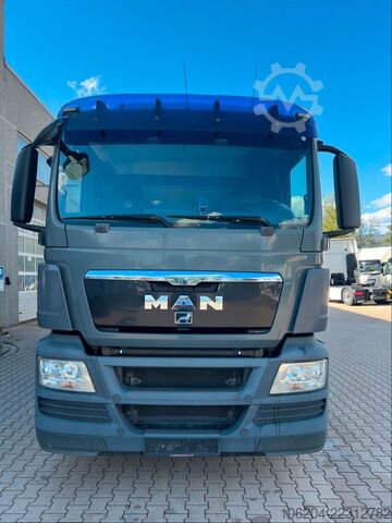 Șasiu de camion MAN TGS 26.400 6x2 Plane mit Hebebühne