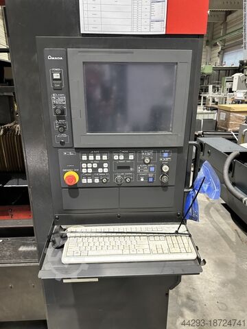 Lasersnijmachine AMADA LCG3015