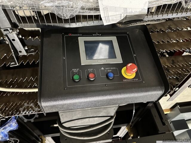 Lasersnijmachine AMADA LCG3015