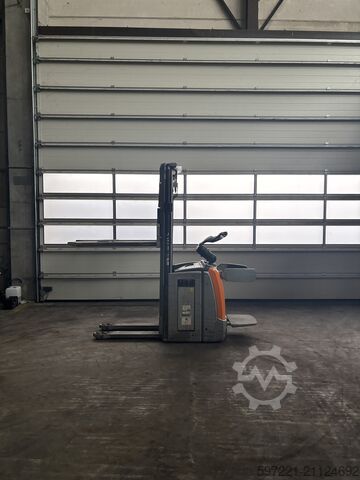 Pallet Stackers Still EXV SF 14 Triplex HH 5316mm