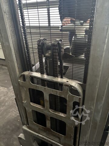 Pallet Stackers Still EXV SF 14 Triplex HH 5316mm