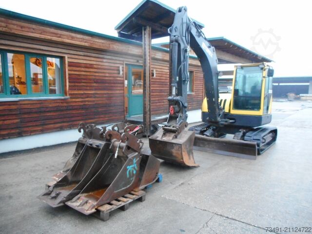 Mini excavator Terex TC75 mit 5 Löffel