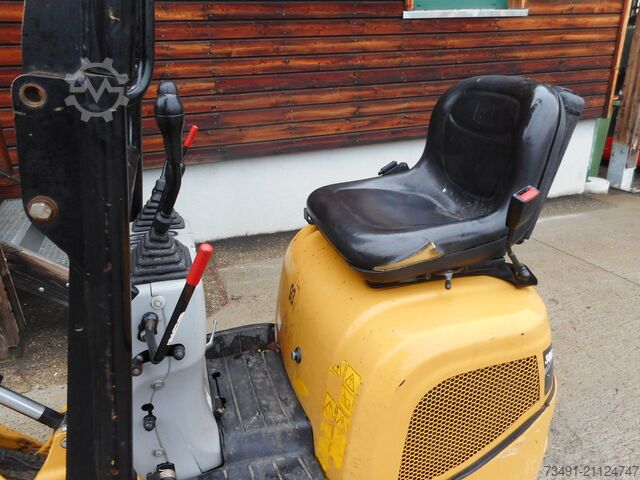 Mini excavator Caterpillar 300.9D mit SW + 3 Löffel