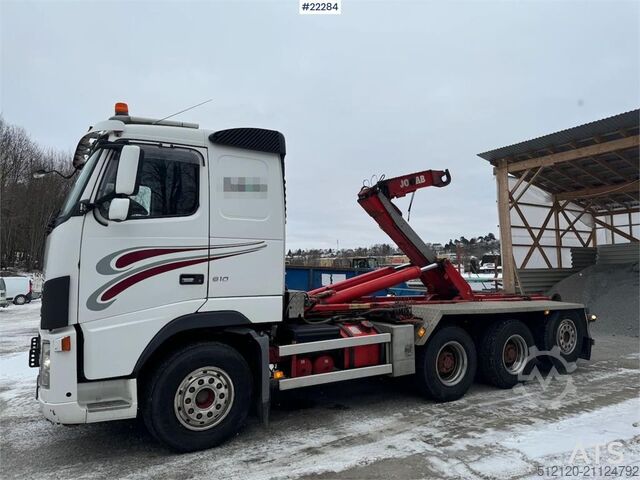 Hook arm system Volvo FH16 tridem hook loader with Joab hook with articu