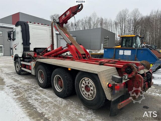 Hook arm system Volvo FH16 tridem hook loader with Joab hook with articu