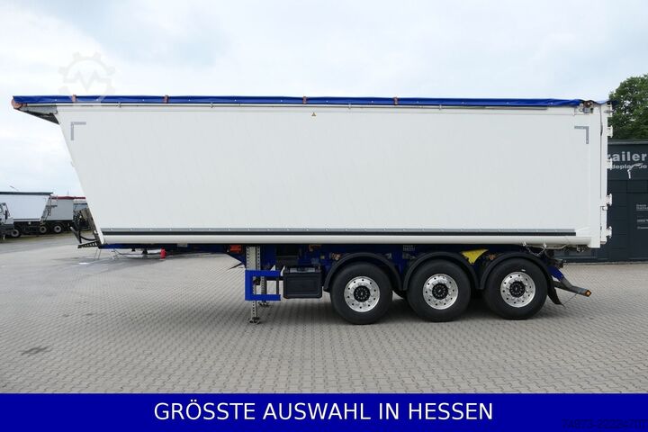 Sklopný návěs SCHMITZ CARGOBULL Agrar 50m³ kurz+niedrig 5,7t Kombitür ¤689 mtl.