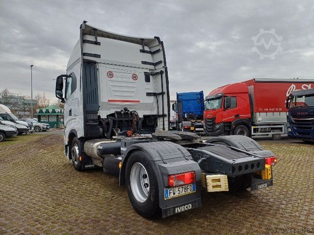 Trattore stradale standard IVECO S-WAY AS440S51T/P