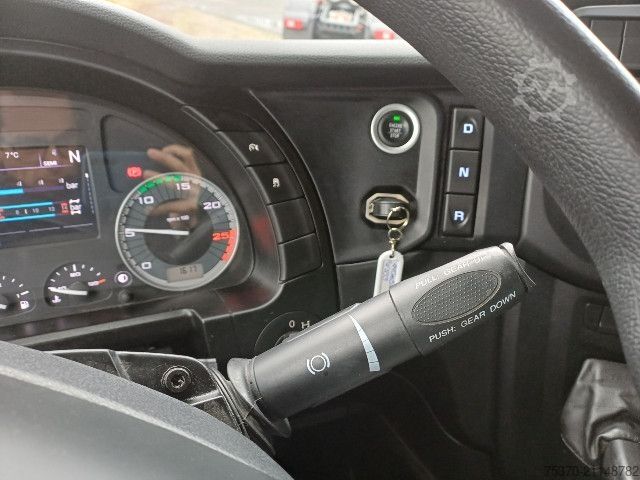 Trattore stradale standard IVECO S-WAY AS440S51T/P