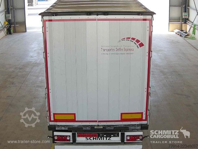Semirimorchio con telone Schmitz Cargobull Curtainsider Standard