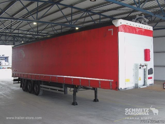 Semirimorchio con telone Schmitz Cargobull Curtainsider Standard