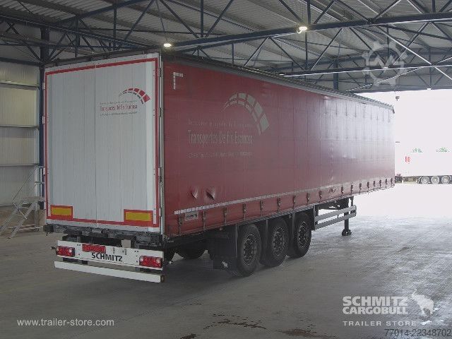 Semirimorchio con telone Schmitz Cargobull Curtainsider Standard