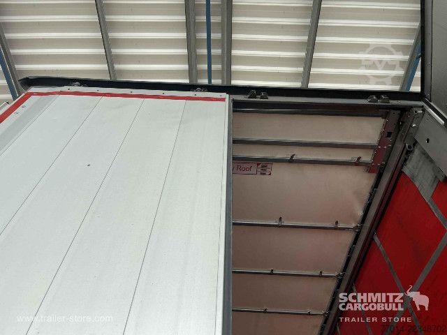 Semirimorchio con telone Schmitz Cargobull Curtainsider Standard