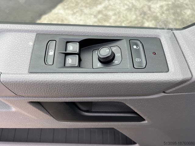 Duba panelată VOLKSWAGEN T6.1 TRANSPORTER LANG AHK KLIMA PDC 150PS