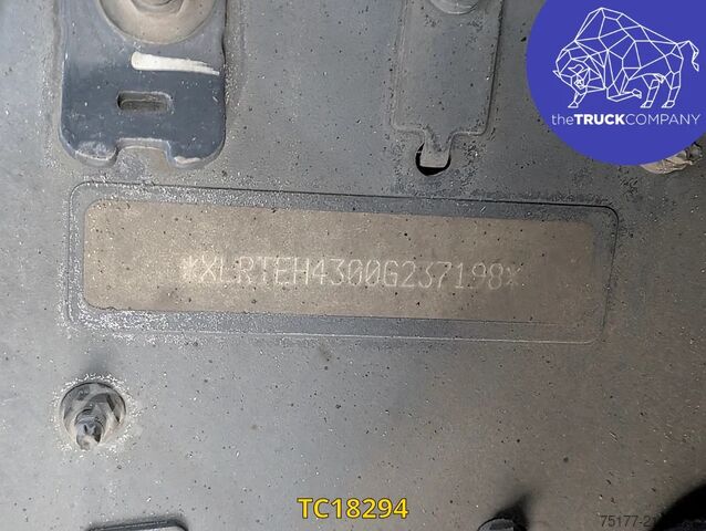 Estándar-SZM DAF XF 105 530