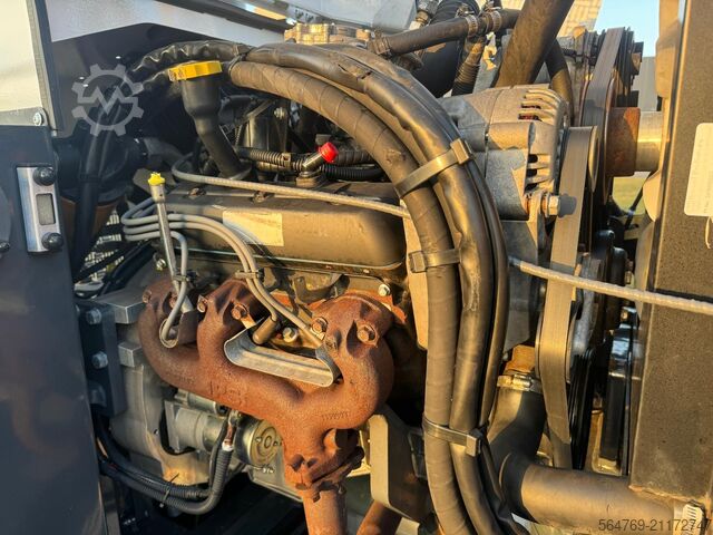 Empilhadeira multidirecional Combilift C6000/Wide positioner/ Only 3157 hours !