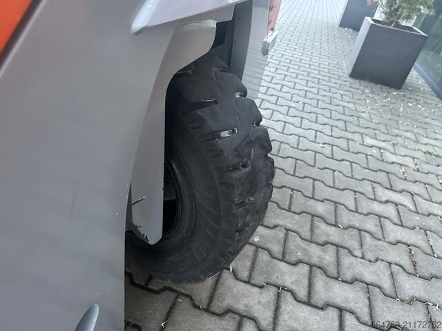  Hubtex DQ45/Only 3309 h/ Reach forks