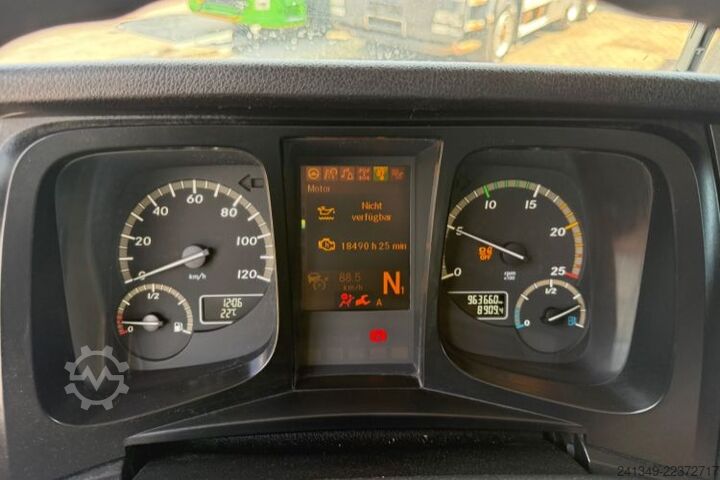 Gru montata su autocarro MERCEDES-BENZ Antos 1836 4x2 Hiab 122-4